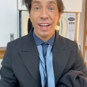 Justin Long Instagram - I loved playing Henry Waters in  IT’S A WONDERFUL KNIFE so much that, even when I wasn’t shooting, I’d FaceTime friends and family as Henry. If they didn’t answer, I’d make these videos to send. I was originally inspired by Joel Osteen sermons but, at some point, a sprinkling of Bill Clinton found it’s way in and, in the end, I realized part of my joy was that this sinister character had gotten weirdly close to Dorothy Michaels from one of my favorite movies ever made, TOOTSIE. I can’t thank my GOOSEBUMPS hmu ladies @zabrinamakeup and @kristahannartistry enough for helping w Henry’s lewk (I was inspired by bullies from 80’s movies like the great @thetedmcginley) - applied beautifully by @mielenageartistry. And I LOVED finally getting to work with my hilarious pal @joelmchale and to meet new talented pals like @officialjanewiddop who stars in the movie. Thanks to director @ty.macintyre for giving me so much room to play with an already fun wild script (written by, no stranger to fun wild scripts, @michaeltjkennedy). You can stream it now on @shudder or @amcplus!!

Argh! And our intrepid (kind) producer who GAVE me all of these instahandles   info @sethcaplan!
And Argh again, I forgot to include the trailer (I’ll put it on my stories. And @officialjanewiddop   @joelmchale posted a funny angry promo that Fox News did to (for?) us