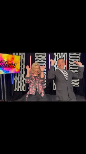 Justin Roberts Instagram - Raising the roof w @reneepaquette tonight in Buffalo, on the road to Sunday’s @aew Forbidden Door PPV..Don’t miss #AEWDynamite LIVE 8/7PM on TBS!