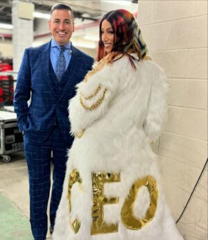 Justin Roberts Instagram - The CEO is in Toronto, don’t miss a double dose of @aew LIVE on TBS at 8/7PM with @mercedesmone and a pay-per-view worthy lineup for 3 SOLID hours of #AEWDynamite and #AEWRampage back to back!