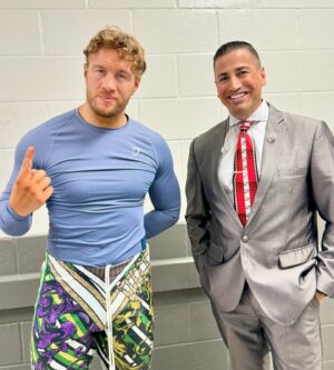 Justin Roberts Instagram - After one of the most exciting matches I have EVER seen on Sunday at #AEWRevolution, @willospreay is @aew Dynamite to compete on the season premiere LIVE from Atlanta, GA right now on TBS!! It’s a new look with a new shining STAR, an aerial assassin!