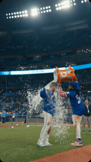 Justin Turner Instagram - Series Dub!!! 🧊 ❄️