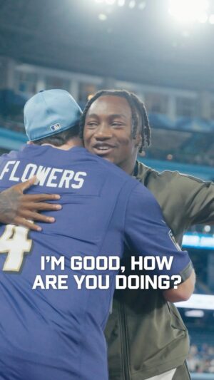 Justin Turner Instagram - Blue Jays Flock 😎 
Thanks to Zay Flowers and Tavius Robinson for dropping by!
