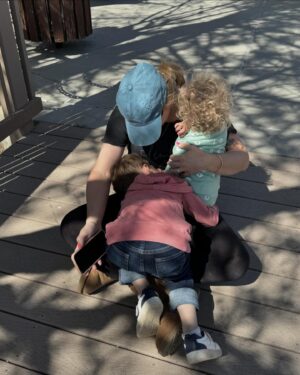 Justin Willman Instagram - Happy Mother’s Day to the mother of our dragons. ❤️@jilliansipkins