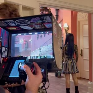 Jy Prishkulnik Instagram - Gratitude💖 

This is the word for the hard-working, exuberant, impassioned, TALENTED dancers who fill the halls of Monster High. 

💥 To our extraordinary choreographer @hlghlg , thank you for pouring your heart, soul, and creativity into these films. You elevate us, teach us to tell stories through our bodies, keep our energy HIGH, and protect our ankles in 8-inch heels. Working with you has been one of the highlights of my career and I can’t wait for more. 

🪩 To our assitant choreographer @randabarett , I love you like my big sister. You help me fine-tune the details, infuse my Cleo-isms into the moves, and look out for us always. 

💚 To @milainachanel , your daily warm-ups got us in the monster mood, your choreo enlivens and inspires us. 

💃 And to my coach @kendra.marie_ , thank you for being right next to me on every step of this journey, from bootcamp prep to early morning Zoom calls before dance days. Thank you for helping me get out of my head and into my body. So grateful that our paths crossed and to have you on my team. 

🌠 GRATITUDE AND MONSTER LOVE to every dancer on this crew! ☠️

(PS, dancers, if you’re not tagged please @ me in the comments!💕)