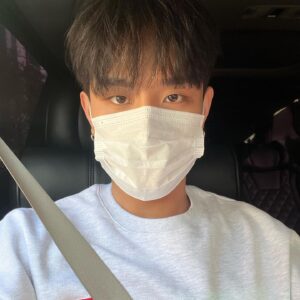 KANTO Instagram - 아가들 선물사가지고 가서 같이 논 날🤖🤖 
같이 누워서 잠까지 재우고 뽀뽀도 많이 받음✌️