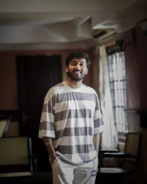Kaarthik Shankar Instagram - Just Smile...! ✌️ @kaarthik_shankar 
#photography #photoshoot #kaarthikshankar #karthikshankar #makeup