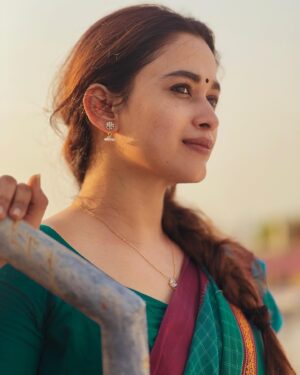 Kaavya Arivumani Instagram - Pure❤️✨

#kaavya#kaavyaarivumani