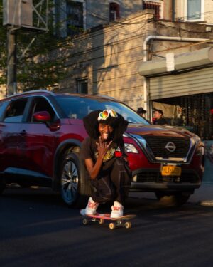 Kabrina Adams Instagram - Is the fit giving or 🤔🤔🤔

New Vlog skating & reviewing the @xgirlus drip dropping Saturday morning on YouTube 🗣️🔥✨

📷 by @son.kun 
Creative Direction by 🌙🧸