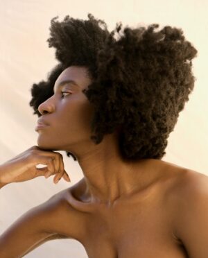 Kabrina Adams Instagram - “Stop playin with em, RIOT” 🗣️💃🏾😂

📷 @jeremyericsinclair 
📷📑 @rioaschphoenix
💇🏾‍♀️ @hairbyashleyh 
💄@francescamartin.makeup