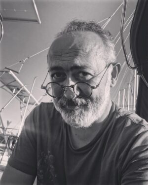 Kadir Çermik Instagram - Bahar da gelecek, yaz da gelecek..