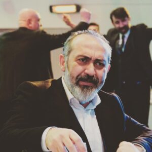 Kadir Çermik Instagram - Bu akşam #çukur ‘da #düğünümüzvar :)) @cukurdizi @ayyapim @showtv