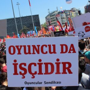 Kadir Çermik Instagram - Yaşasın 1 Mayıs