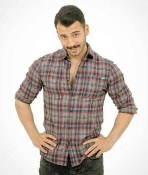 Kadir Polatçı Instagram - Kısa saç mııı ? Uzun saç mıı? Spor muu? Clasic spor muu? Gülücüklü müü? Gülücüksüz müü? 😁😁 #sorucevap 😉