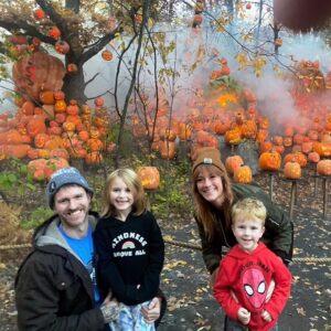 Kahlen Rondot Instagram - What a FUN weekend! It was full of family, friends, pumpkins, and puppies!