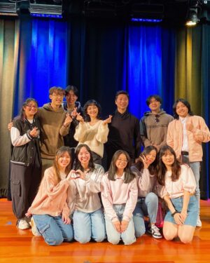 Kaho Minami Instagram - Great experience‼️🇺🇸‼️
I had a speach in English at SJSU🇺🇸
Thank you for all😊😊😊

サンノゼ州立大学でスピーチとQ&Aをする機会を頂きました‼️
まさか私が英語でスピーチをする日が来るなんて😊😊😊
人生は本当に面白い‼️自身の出自や経験についてのお話でしたが、会場に集まってくださった学生さんや、オンラインから参加してくださった大勢の皆さんと熱い話ができて、私にとっても忘れられない日となりました🍀
お声がけくださった先生方、ボランティアでサポートしてくださった学生の皆さんに心から感謝申し上げます😊😊😊

仲良しのソヒと一緒だったので、心強かったです🇯🇵🇰🇷
@sojisoheeparkarai 

#sjsu 
#サンノゼ州立大学
#英語スピーチ
#英語
#アメリカ
#アメリカ州立大学
#南果歩
#kahominami
#미나미카호
#japaneseactor