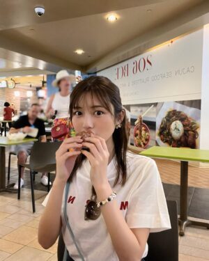 Kaho Mizutani Instagram - 家族でハワイへ✈️🌺
3姉妹はいつも騒がしくて
最高に楽しいです♡