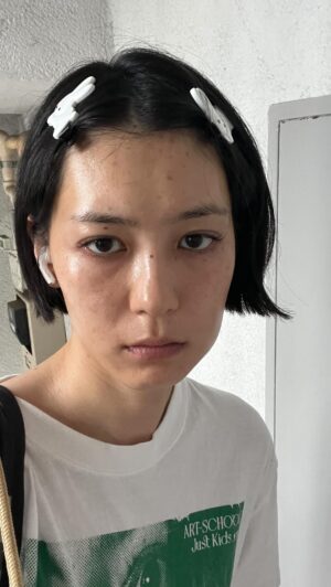 Kaho Seto Instagram - 親知らず抜歯で顔パンパンですが感動的な出会いを果たしたので投稿します。丸永製菓さんのあいすまんじゅう風味の生どら焼きを山崎製パン株式会社さんがつくっていらっしゃるということでした！最高のコラボ😭ありがとうございます😭PRではなく感動感謝動画です、明日食べます
