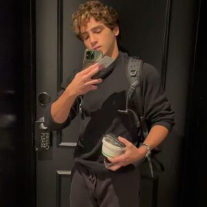 Kai Lewins Instagram - Consider this Summer: survived ✅✅

The biggest of thanks and appreciation to everyone involved. This show wouldn’t be as special as it is without the ridiculous amount of work from everyone in front, behind, and sometimes simply adjacent to the 🎥

Thanks for the mems gang 💕