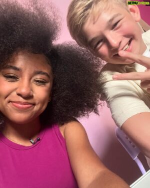 Kaido Lee Roberts Instagram - core memories ☀️🎬🎥
@brat 
#kiarrabeasley #beasley #kiarra #brattv #bratpack #onset #onscreen #lightscameraaction #fro #moviemagic #bighairdontcare #blackgirlsmagic #curlyhair #mixed #summer #endofschool