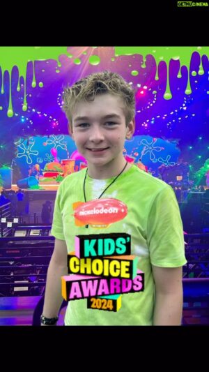 Kaido Lee Roberts Instagram - I went to the Nickelodeon Pre Show and Live Show, but I had to leave early, Auuuugggghhhh, I had to work! 😭 But I’m grateful I got to go at all, because it was a literal BLAST! As you can see I got slimed. Thanks Nickelodeon for an out of this world experience! Thanks to all you kids that came up to say hi, you made it fun😆 @nickelodeon @kidschoiceawards #nickelodeon #kidschoiceawards #kaido #mikey #slime #kidshow #kidshows #fun