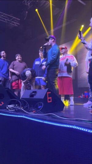 Kaiser Instagram - Finalizamos la gira con un round en inglés @skonethebigfish estamos para retar a los gringos 🤣🤣🤣