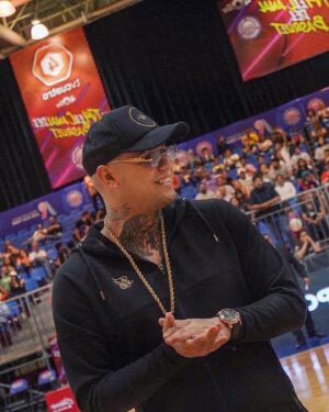 Kaiser Instagram - Gracias a las @freseras_irapuato por la invitación a rapear al juego 🔥