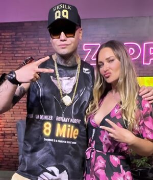 Kaiser Instagram - Transmisión @lafiestadelmemo con @danielanicolas ❤️‍🔥