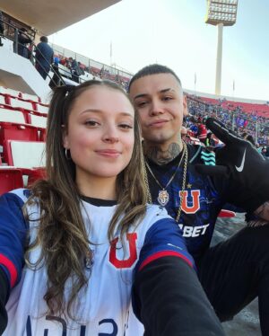 Kaiser Instagram - Siempre contigo @udechileoficial 🤘💙