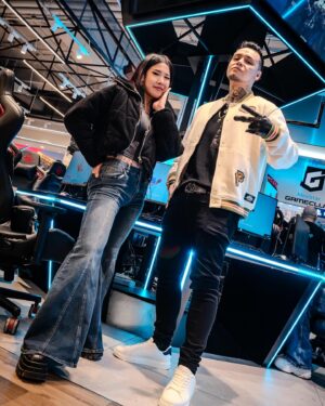 Kaiser Instagram - Lanzamiento de @omenbyhp en @falabella_cl 🇨🇱
📸 @hirosenp @hiro_maker 💯