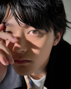 Kaito Sakurai Instagram - 現在発売中の「GINGER 10月号」、GINGER webにインタビューが掲載されています！
是非、ご覧ください🙏

ここまでのドアップはちょっとだけ恥ずかしいですが、、、笑

#ginger