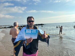 Kal Penn Instagram - Did a cold water swim thing. Highly recommend. Can’t feel my face. Worth it.