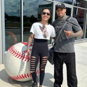 Kalindra Faria Instagram - Uma  experiência incrível!!! 🥊

#boxe #internacional #Boston #polarpark #tbt