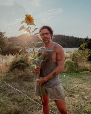 Kalle Zackari Wahlström Instagram - Säg till när/om jag kan sluta spänna vänsterarmen