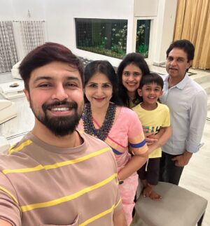 Kalyaan Dhev Instagram - Happy birthday mom 🎂 @jyothi_kishan 
All that I am, or hope to be, I owe to you ❤️ 
I know the real celebration for you is when all of us are together! 

#HBDMom  miss you my baby @navishka_k 🍀🤞
