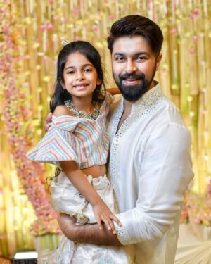 Kalyaan Dhev Instagram - Our family is growing, eternal love and joy! 👶 
Congratulations @aishwaryalanka 🥳

#sister #seemantham
