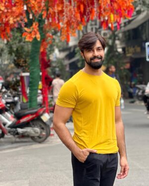 Kalyaan Dhev Instagram - One of the happiest moments in life is when you find the courage to let go of what you cannot change. Do you agree? 🤔

#stillworkingonit
