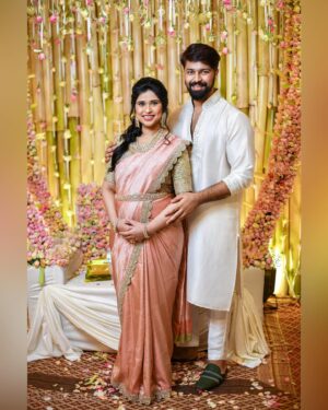 Kalyaan Dhev Instagram - Our family is growing, eternal love and joy! 👶 
Congratulations @aishwaryalanka 🥳

#sister #seemantham