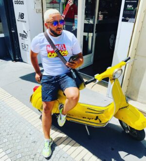 Kamel Djibaoui Instagram - Summer time 😎!! #summer #picoftheday #goodvibes #sun #yellow #vespa #fashion