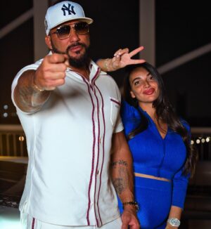 Kamel Guenfoud Instagram - Partner in crime ♥️…. Who’s your crime partner ???? #love #couple #couplegoal #LaViedeSaloméouRien