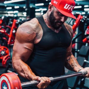 Kamel Guenfoud Instagram - Again and a gain 😤💥

#kameltatouage #binous #binousgym #binousgymdubai #binousdubai