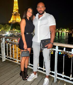 Kamel Guenfoud Instagram - The Most Beautiful woman in the Most Beautiful City ❤️. #wife #couplegoals #paris #love #instagram #kameltatouage ##LaViedeSaloméouRien