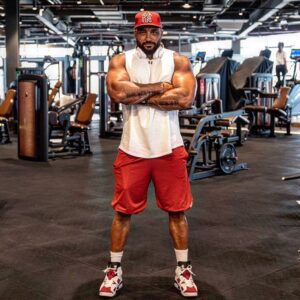 Kamel Guenfoud Instagram - Sometimes Being Strong is your Only Option 🔥💪🏼. #happynewyear #motivation #strong #fit #kameltatouage #goal #gym #