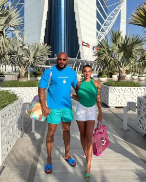 Kamel Guenfoud Instagram - Happy wife Happy Life ❤️. #wife #love #bestfriends #dubai #sun #intagood #beach