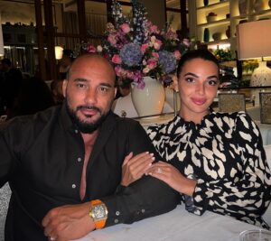 Kamel Guenfoud Instagram - My Best Friend ♥️ who is your best friend?? #bestfriends #couplegoals #love #wife
