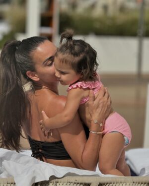 Kamel Guenfoud Instagram - Family ♥️. #dubai #family #wife #daughter #lanatatouage