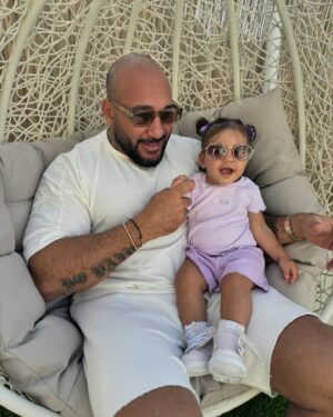 Kamel Guenfoud Instagram - Family ♥️. #dubai #family #wife #daughter #lanatatouage