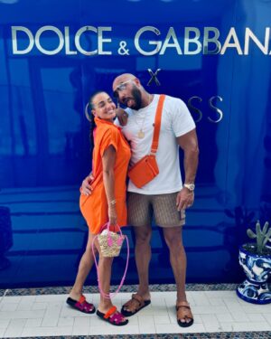 Kamel Guenfoud Instagram - Re-junited 🌞💙

#kameltatouage #mekkytatouage #kamelguenfoud #salomeguenfoud #dubailife #dolcegabbanadubai #dolcegabbanaounass #fashiondubai #atlantisdubai #atlantistheroyal #atlantisthepalm #ounassfashion 

@dolcegabbana x @ounass @atlantistheroyal