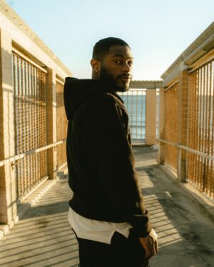 Kamil McFadden Instagram - Knew I Had The Eagle Eye Couldn’t Remain Pigeon Bout It

📸: @jeremypatsy_