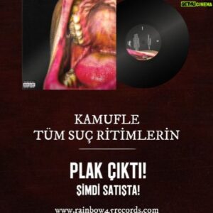 Kamufle Instagram - Değerli dostlarımız ;
.
Ülkemizde Hip hop kültürünün önemli temsilcilerinden birisi olan KAMUFLE’nin yeni stüdyo albümü “Tüm Suç Ritimlerin” @rainbow45records , @somilkco ve @dikkatrecords iş birliğiyle plak formatında bugün itibariyle mağazamızda, e-mağazamız olan www.rainbow45records.com’da ve tüm seçkin müzik marketlerde satışa sunulmuştur!