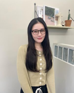 Kana Kita Instagram - 先日です。
瓜生さんありがとう☺︎
トリートメントしてくれました。

好きな芸人の話でほぼ間が持ったよね…
近日公開できるんだけどね、
推しと共に出演の夢のようなお仕事があったのです。

また楽しみにしててくれたら嬉しいです☺︎☺︎
ありがとう〜❤︎